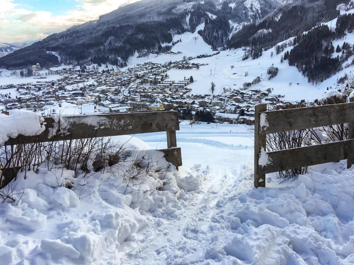 Chalet An Der Piste Kaprun Bagian luar foto